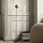 FERM LIVING LAMPE SUR PIED TINY, NICKEL, FER, HAUTEUR 124,2 CM