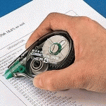 CORRECTEUR À SEC ROLLER TOMBOW LARGEUR 4,2 MM - LONGUEUR 10 M