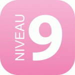 PLAQUE SIGNALÉTIQUE EN DRAPEAU PLEXI - NIVEAU 9 (ROSE)