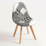 LES TENDANCES - CHAISE PATCHWORK GRIS ET BLANC ET PIEDS HÊTRE NATUREL KAROLI