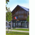 DRAPEAU DE FAÇADE EN MAILLE