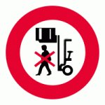 PANNEAU INTERDIT DE PASSER SOU LA CHARGE