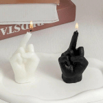 SHOP-STORY - MIDDLE FINGER CANDLE : BOUGIE PARFUMÉE ET ORIGINALE EN FORME DE DOIGT D'HONNEUR NOIR - NOIR