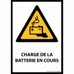 PANNEAU ISO EN 7010 - CHARGE EN COURS DE LA BATTERIE - W026 - FORMAT PORTRAIT  - 210 X 297 MM (A4) - VINYLE SOUPLE AUTOCOLLANT