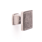 BOUTON EN ZAMAK AVEC FINITION ARGENT VIEILLI, DIMENSIONS: 30X30X25MM - TALLA