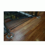 LOT DE 12 - PLOT PODOTACTILE EN ALUMINIUM ANODISÉ - LISSE OU RAINURÉ (LISSE, 1 UNITÉ)