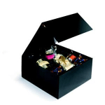 BOÎTE CADEAU CARTON FERMETURE AIMANTÉE L.22,5 X L.22,5 X H.10,5 CM - NOIR BRILLANT