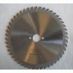 LAME CIRCULAIRE CARBURE ALU/PVC - DIAMÈTRE 180MM - ALÉSAGE 20MM - 48 DENTS NÉGATIVE - EP 2,8/2,0 - AKE