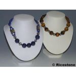6C) PRÉSENTOIR COLLIER, PENDENTIF H=22CM, BUSTE, GORGE.